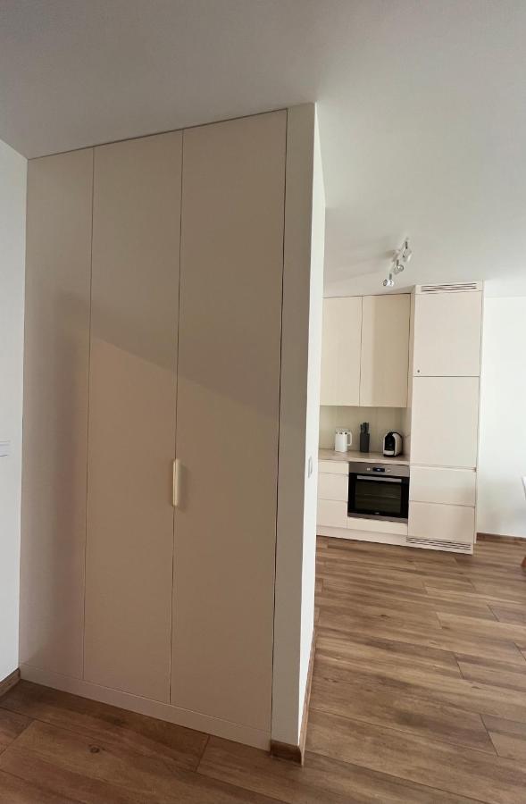 Apartament 26 Metro Apartment Warsaw Exterior photo